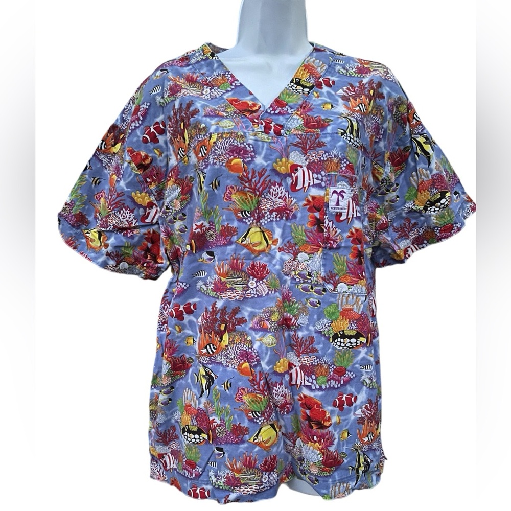 Scrub med top